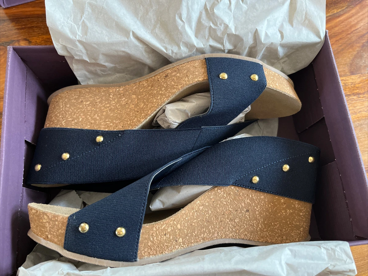 Carvela Comfort Sully Mid Heel Wedge Sandal Navy Blue. Size