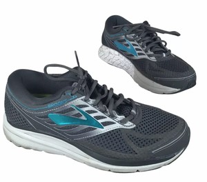 brooks womens shoes size 9