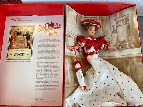 MATTEL - BARBIE - COCA COLA - SODA FOUNTAIN SWEETHEART - 1996 - NEW IN BOX 🔥 - Picture 2 of 2