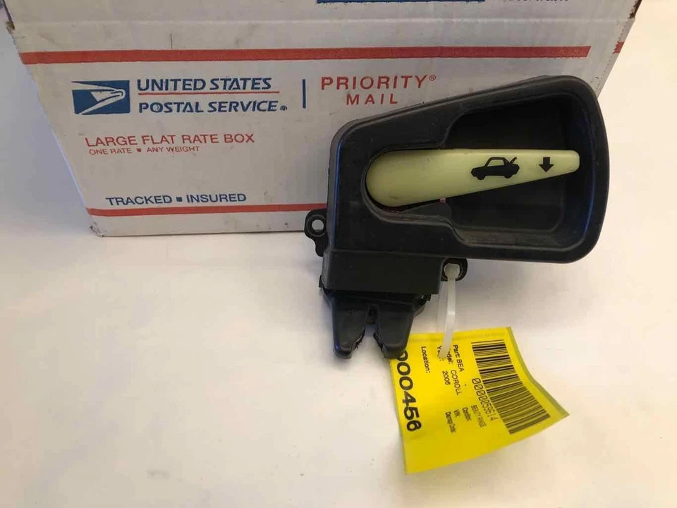 2006 TOYOTA COROLLA 1.8L Trunk Release Luggage Door Lock Opener Safety Used - Image 3 of 4