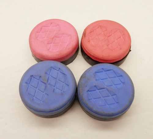 Quattro Vintage Heavy Slammer di cui 2 BIGFOOT da utilizzare con POGS Milk Caps Game - Foto 2 di 2