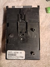 Ford 1998-1999 Crown Victoria Grand Marquee C...