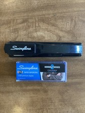 Swingline 444 Business Full Strip Desk Stapler/ 20 sheets Black with 5000staples