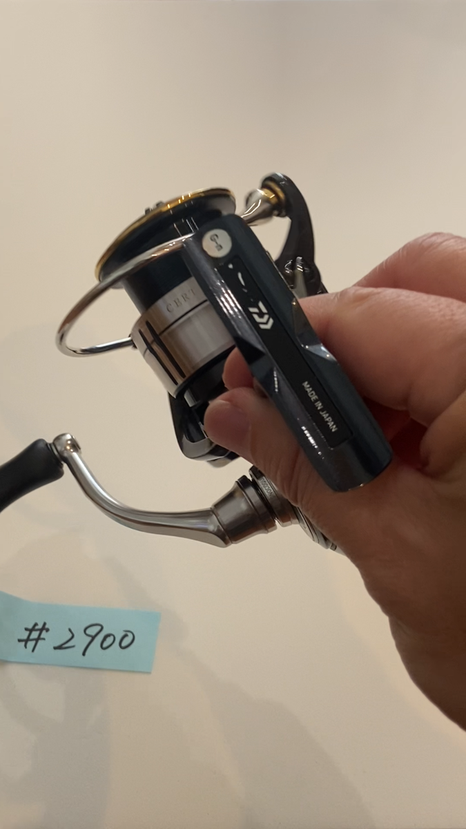 Daiwa 19 Certate LT 3000-CXH Spinning Reel Near Mint from JAPAN