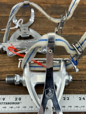 Vintage Campagnolo Pedals Toe Clips Straps 9/16 in 80s 2 Screw