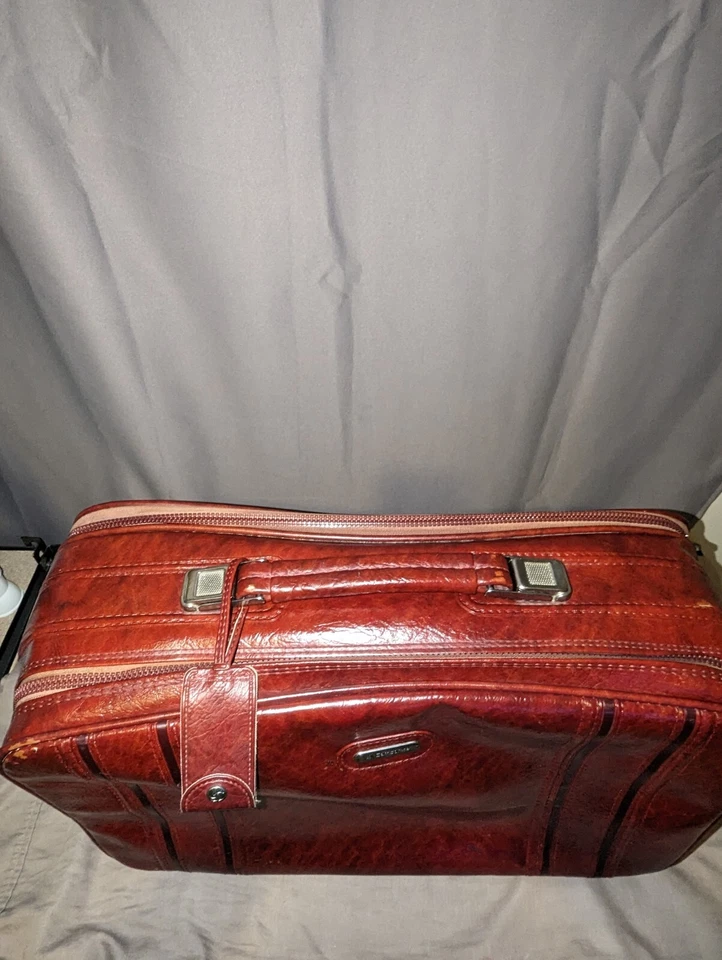 Samsonite carry on suitcase wineberry Sonoma II Luggage Shoe Pouch Tag - Image 2 of 4