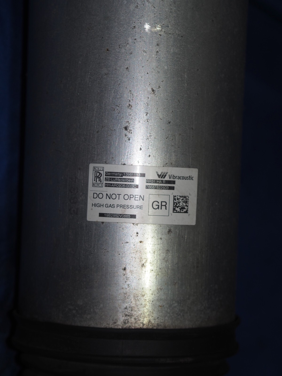 *LEAKING* 2018-2024 Rolls Royce Cullinan Rear Right Air Suspension Shock Strut