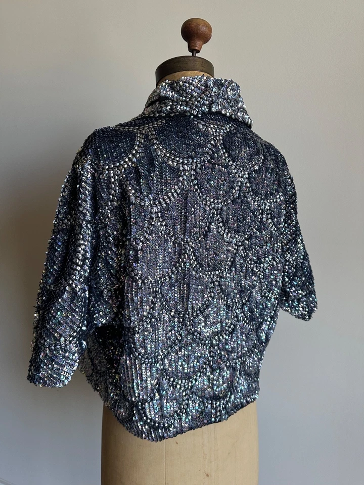 TOPSHOP 彩虹亮片短款西装外套。 6 码 印度制造。 — 第 2/4 张图片