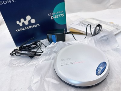 SONY CD WALKMAN 高音質 CDプレーヤー D-EJ775 Amazon.co.jp: SONY ポータブルCDプレーヤー D-EJ775 ブルー : Electronics