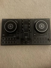 Avicii Bundle: Pioneer DJ DDJ-200 + V-MODA Crossfade LP2 – USED