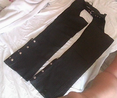 #ad Custom Bilt Black Leather Biker Chaps Zipper Snap Leg Buckle Tie XS 28 34quot;W Ride $45.00