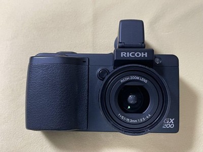 Ricoh GX200 Compact Digital Camera with VF-1 Viewfinder Used