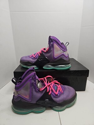 Nike LeBron XIX Wild Berry/Hyper Pink - Men's SIZE 10.5 Womens Size 12  W/ BOX