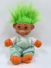 Zaubertroll Troll Puppe grüne Haare Latzhose ca. 30 cm vintage