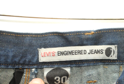 VINTAGE RARE LEVI'S ENGINEERED 10TH YEAR SPECIAL EDITION BUCKLE