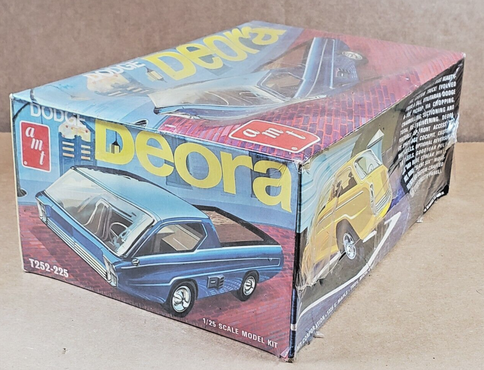NOS 1960s Dodge Concept Car Deora T252-225 AMT 1/25 Scale Car Model Kit ...
