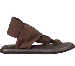 sanuk strappy sandals