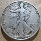 1945-P WALKING LIBERTY, 90% SILVER, XF CONDITION, NOT CLEANED, CIRCULATED