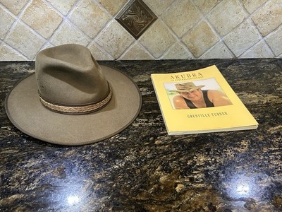 Vintage NWT Akukokkha Akubra Kokoda Khaki Hat Size 55 + Book
