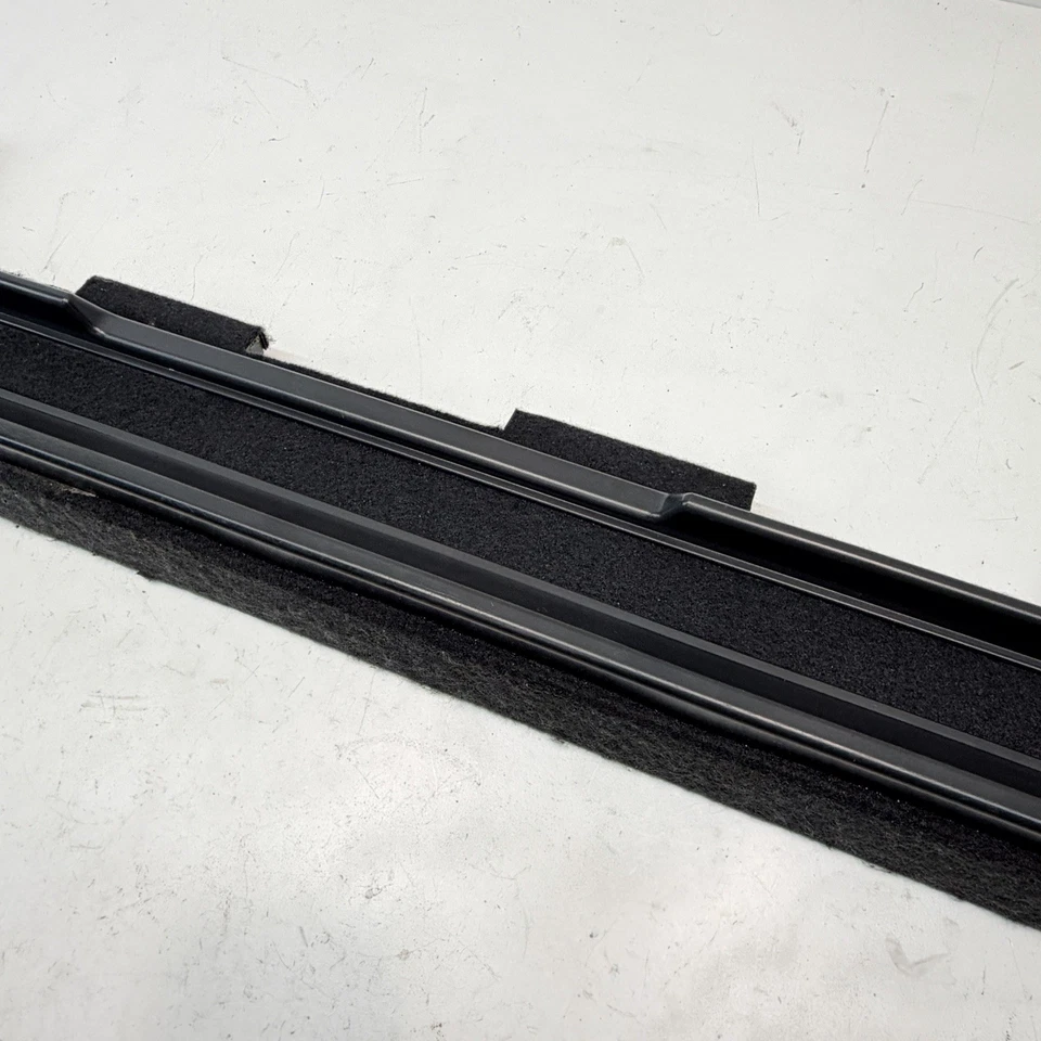 OEM 2018-2024 VOLKSWAGEN TIGUAN MALETERO CARGA PISO ASIENTO TRASERO MOLDURA PANEL Foto 3 de 4