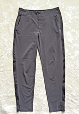 ATHLETA Brooklyn Mid Rise Ankle Pant Size 4 UPF 40 Lightweight Dusk Violet