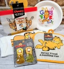 Garfield Kitchen Bundle 6pc Set Pot Holder Plates Snack Bags NIP