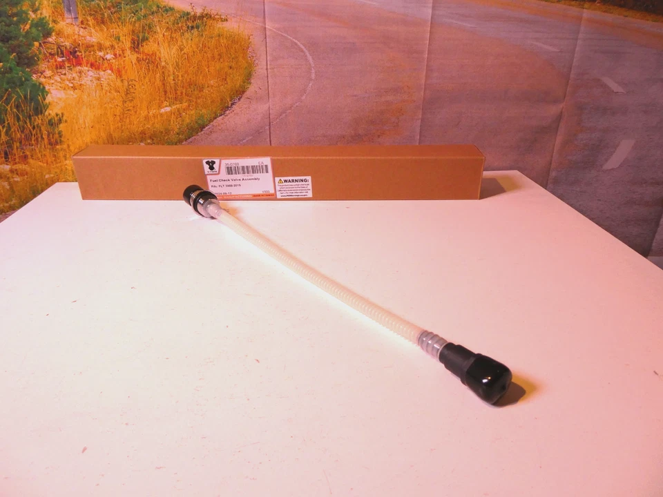 Conjunto de válvula de retención de combustible Harley FL 2008-2019 HD 62228-08C V-Twin 35-0769 Y2 Foto 2 de 4