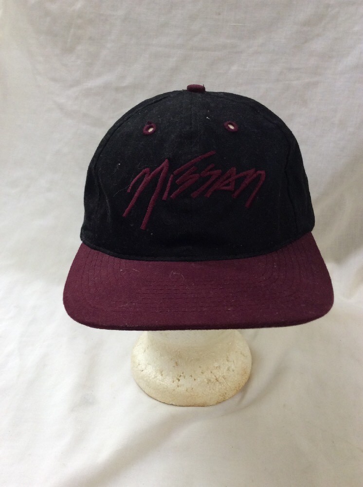 Trucker hat baseball cap MISSAN retro vintage snapback