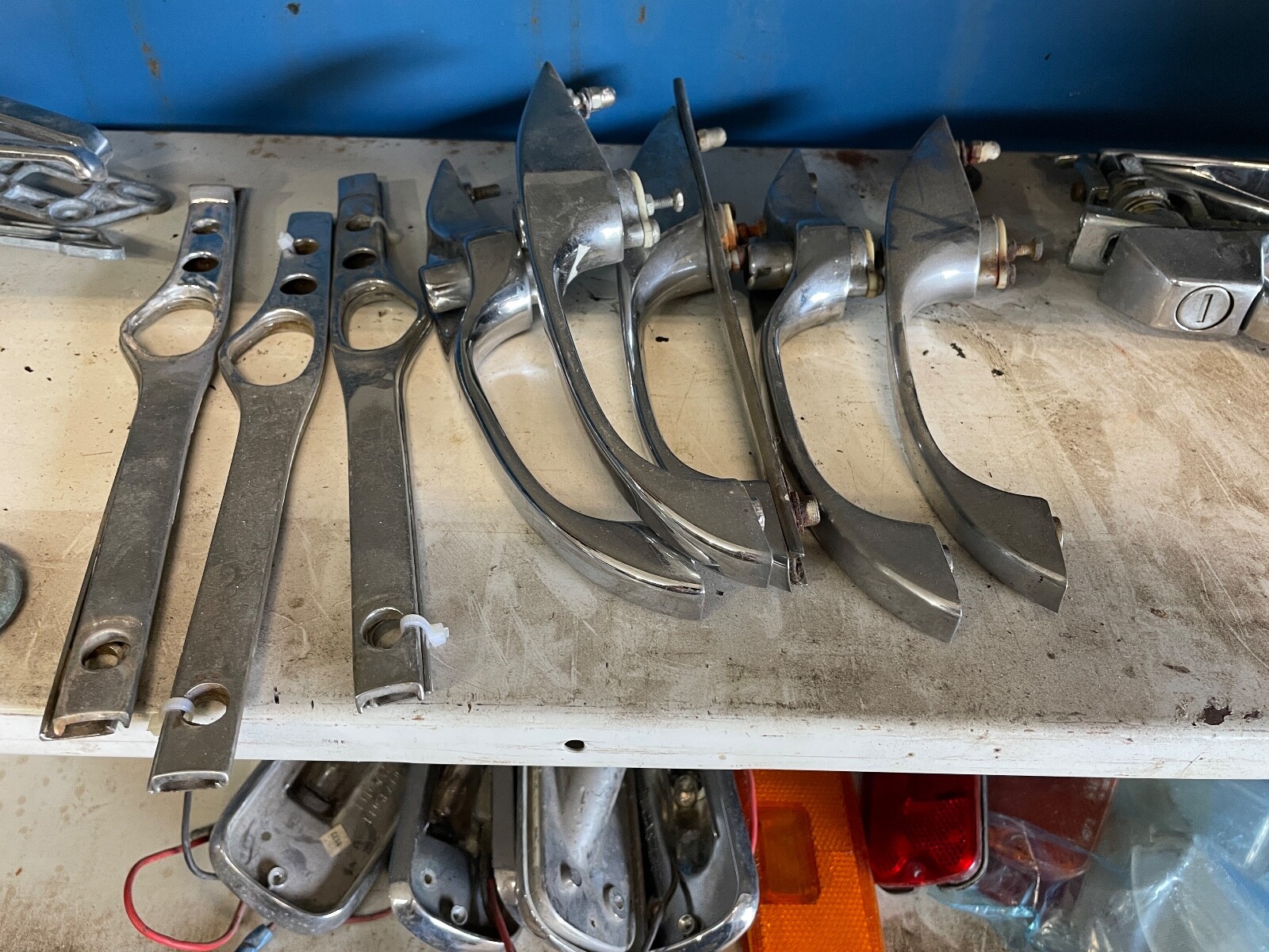 ROLLS ROYCE BENTLEY ASSORTMENT OF DOOR AND TRUNK HANDLES
