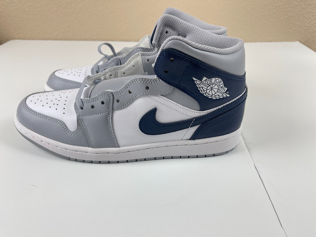 Nike Air Jordan 1 Mid Size Men 12 Women 13.5 Navy Wolf Gray 