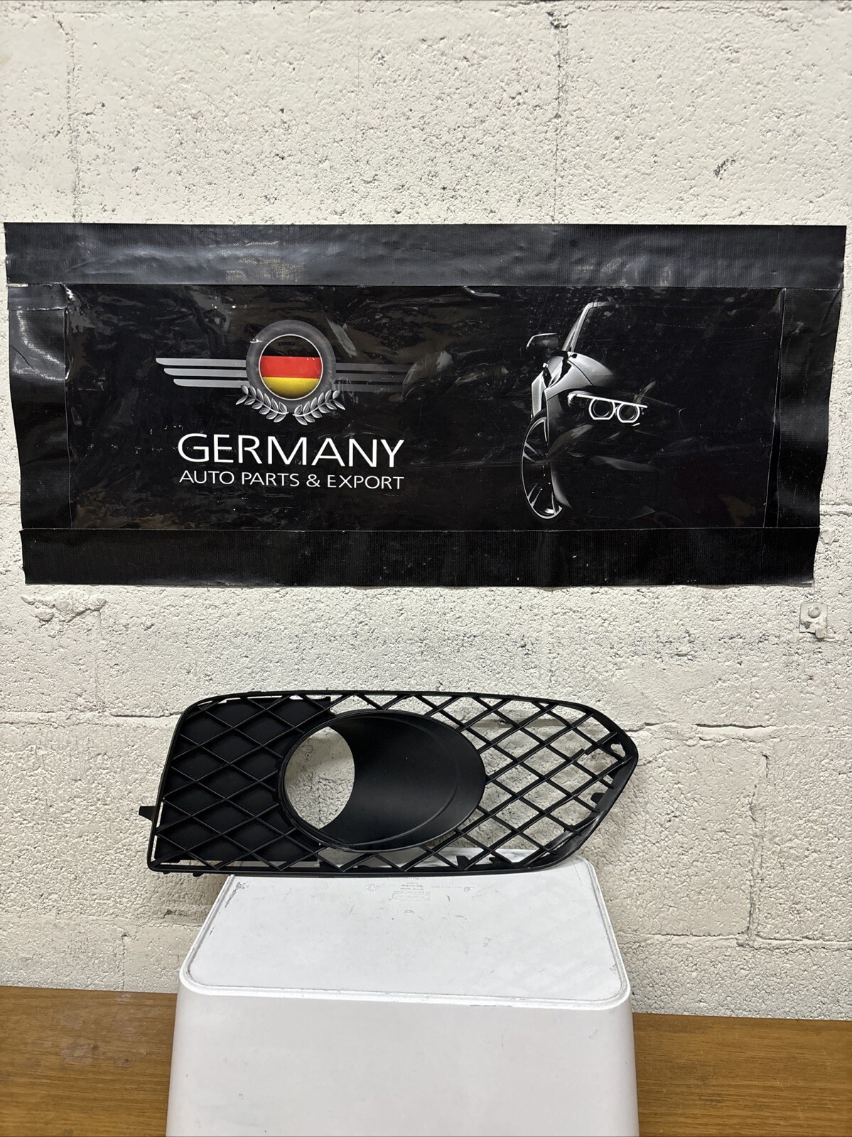 2017 - 20 Bentley Bentayga Fog Black Trim Bumper Grille RH Right Passenger #546