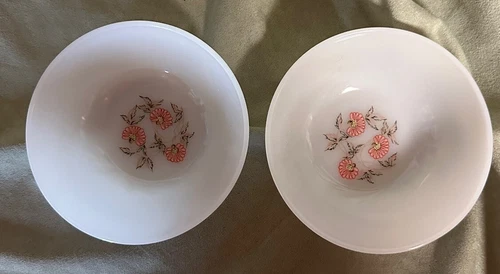 Set of 2 Vintage Fire King Fluerette Fruit and Dessert Bowls Anchor Hocking 4.5”