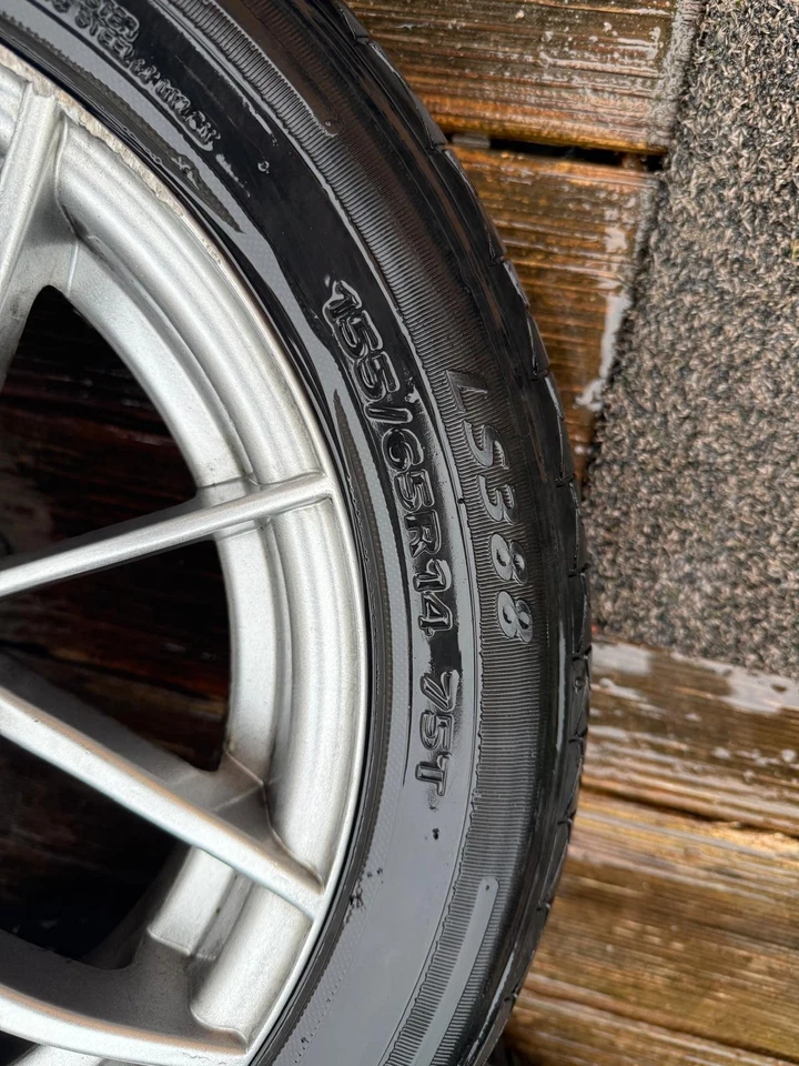 4 LIGIER ALU- Felgen mit REIFEN  155/65R14 75T - Bild 3 von 4