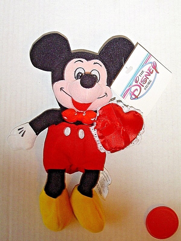 MICKEY MOUSE DISNEY STORE PLUSH Holding Heart 9 1/2" TALL NEW WITH TAGS MINT