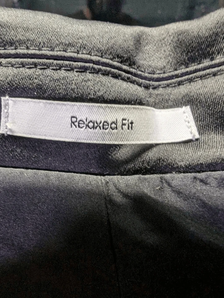 NWT Calvin Klein Relaxed Fit Women’s Suit Jacket Size Large - Image 3 of 4