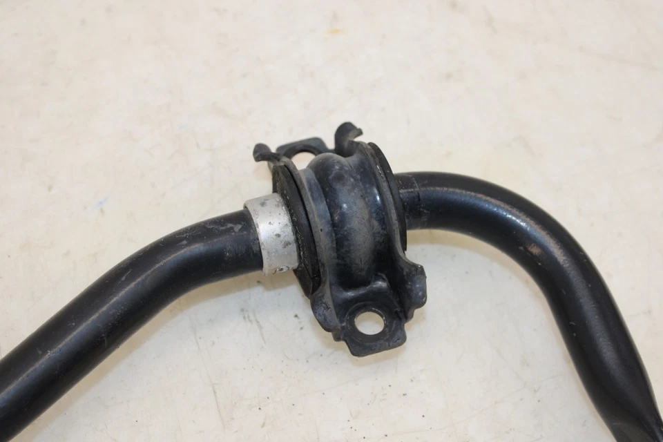 Barra estabilizadora trasera Nissan 370z 2009-2020 OEM MW73 Foto 3 de 4