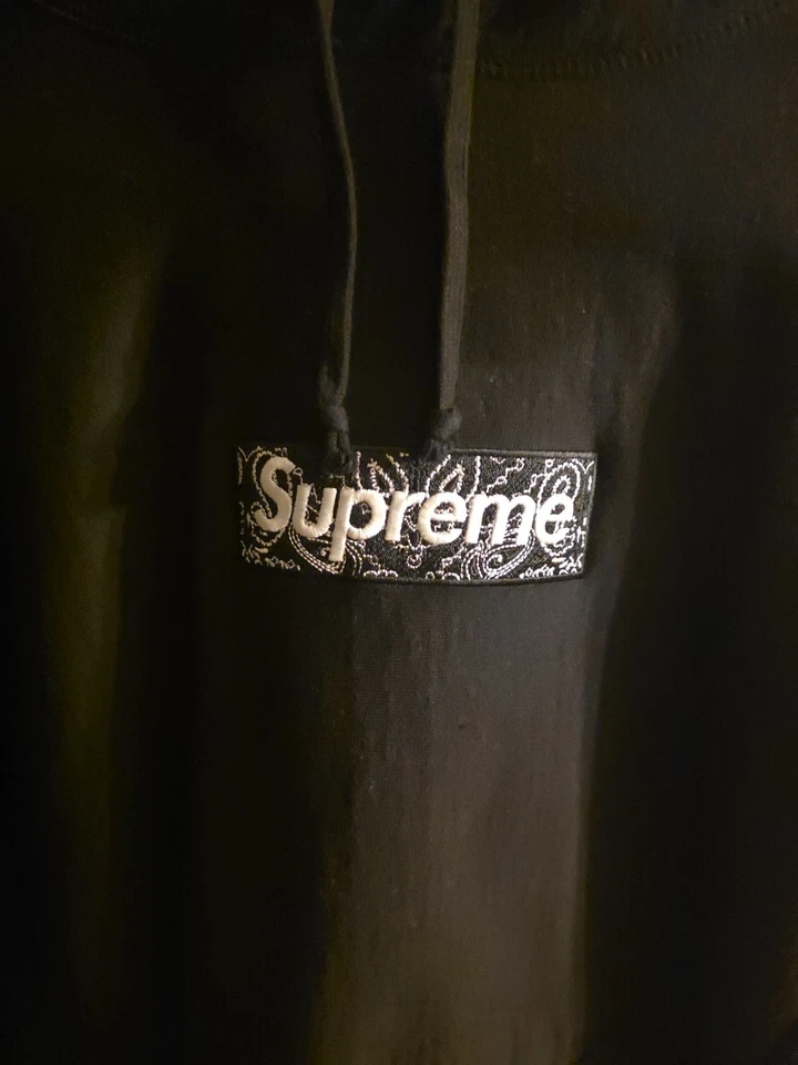 Auténtica sudadera con capucha Supreme Bandana con logotipo de caja negra blanca FW19 talla XL Foto 2 de 4