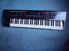 Roland Juno Di 61-Key Synthesizer