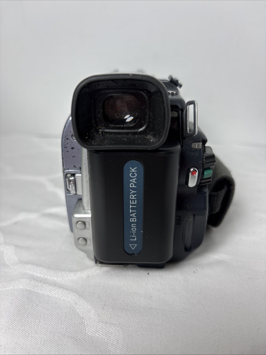 Sony Handycam DCR-TRV80 Camcorder MiniDV Digital Video Camera For