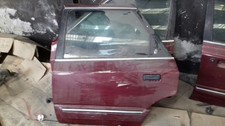 Porte arrière et accessoires Ford SCORPIO