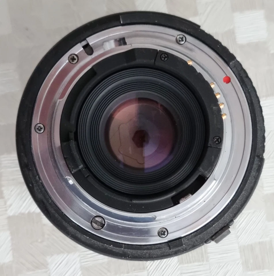 Objetivo Sigma AF Super Wide f=24 mm 1:2.8 para montura Nikon F - Imagen 3 de 4