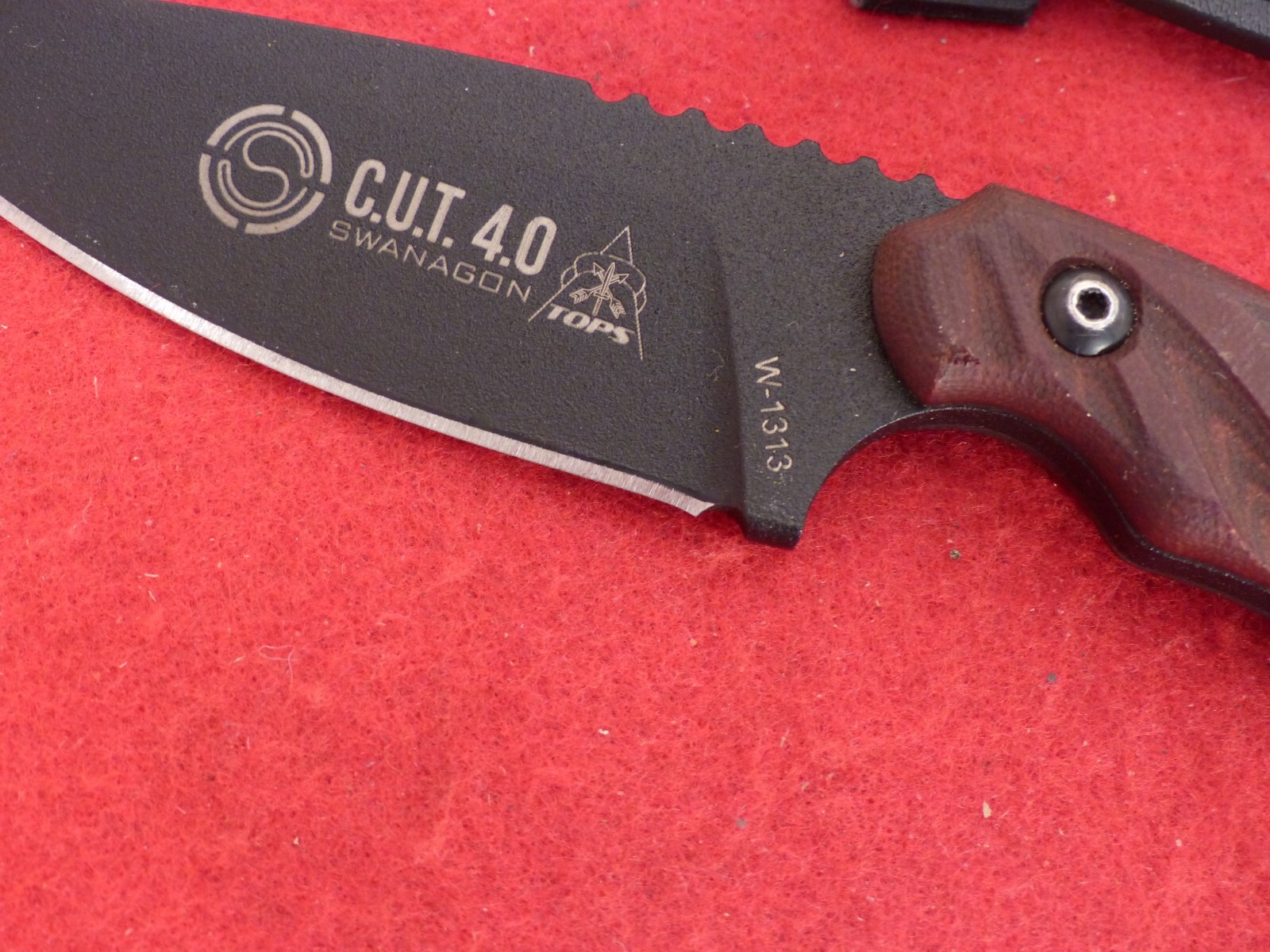 TOPS KNIVES CUT 4.0 COMBAT UTILITY TOOL BLACKOUT VERSION fixed blade