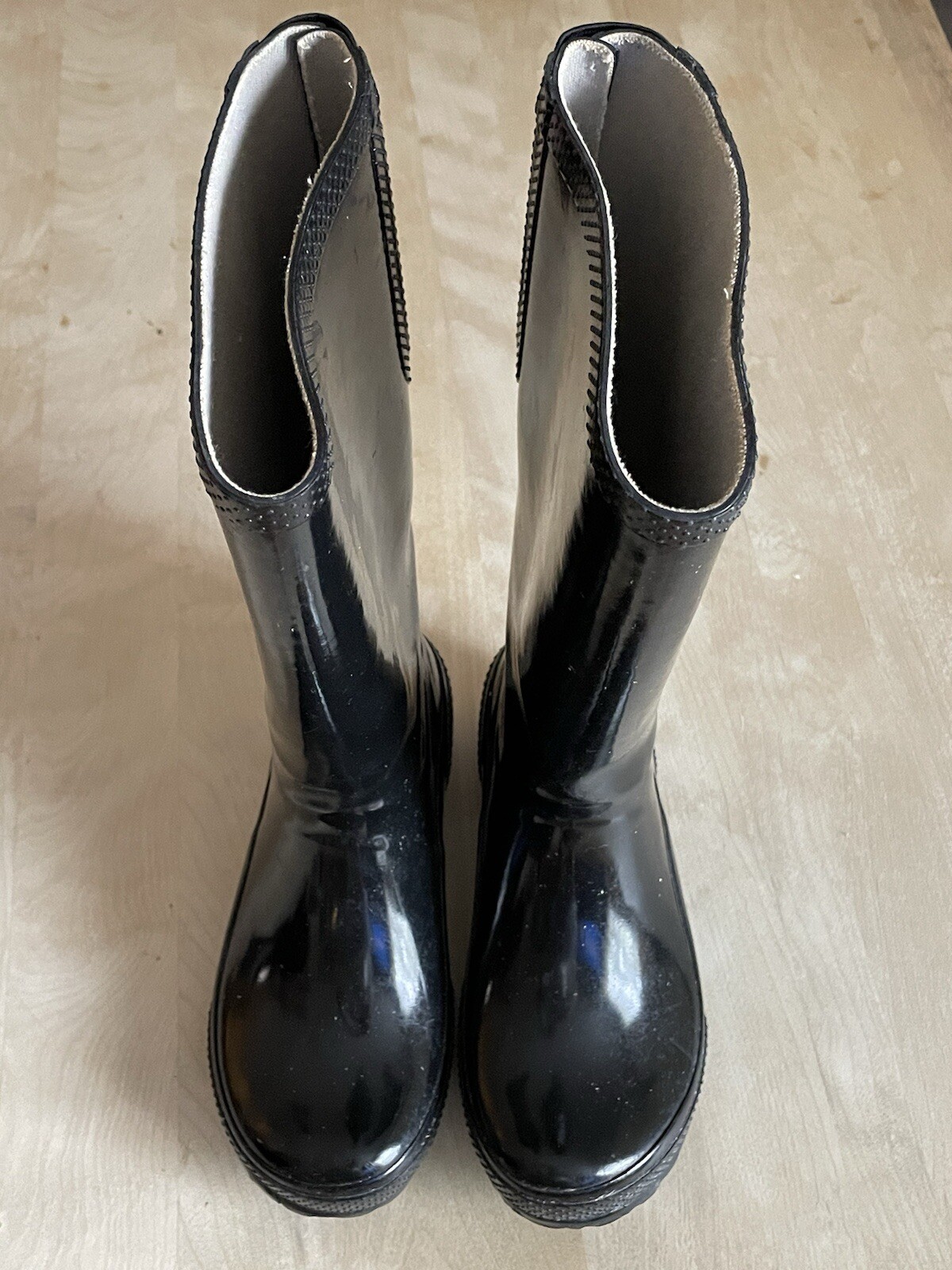 CROCS Rain Boots Women Size 7 Wide Calf Waterproof Black-image