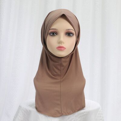 what do you wear under a hijab