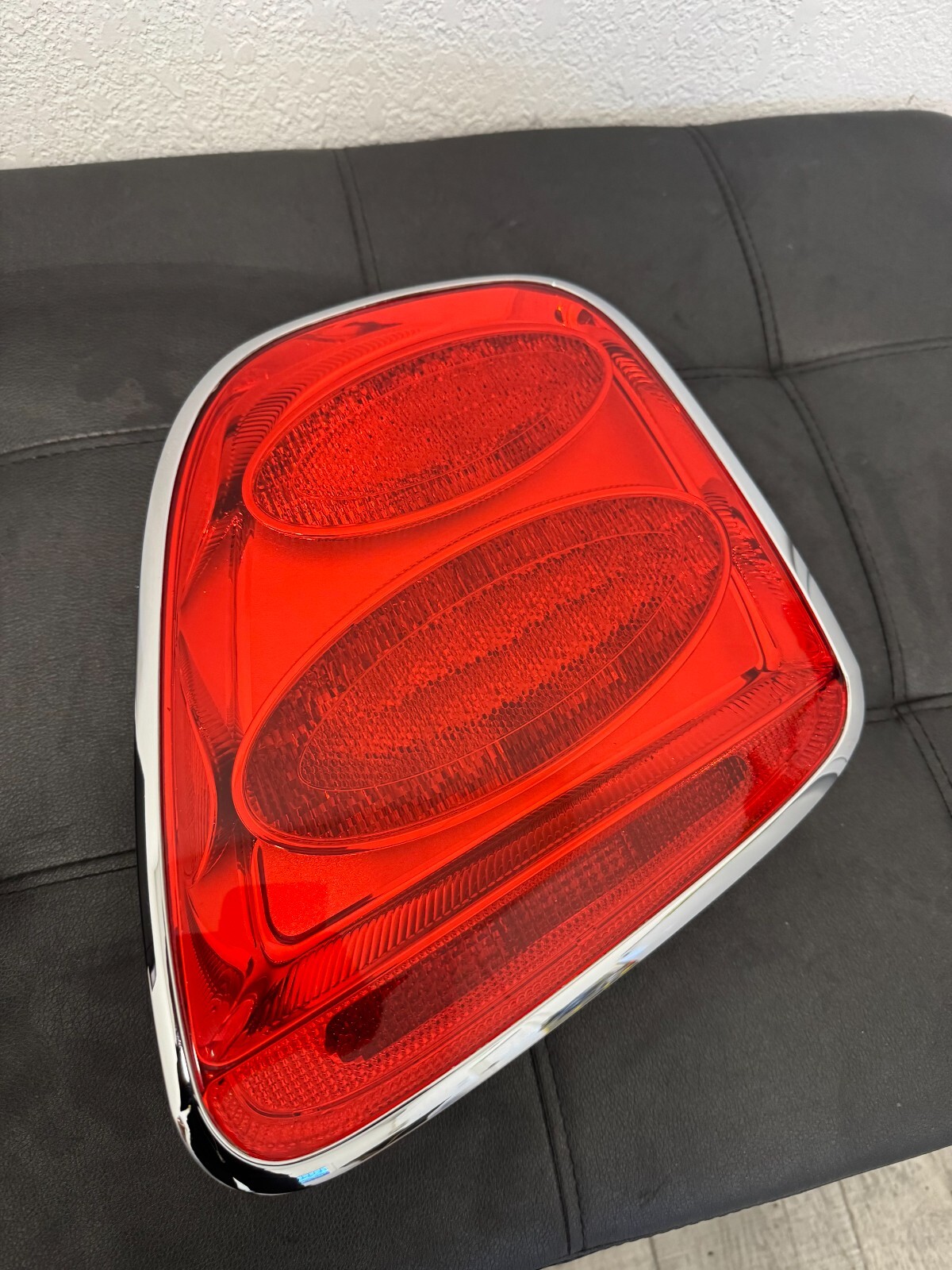 2010,2011,2012,2013 Bentley Continental Flying Spur Sedan Right Taillight-Chrome