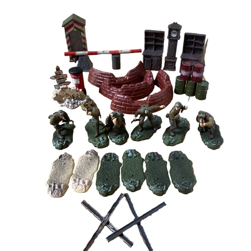 Lot 2003 Unimax Forces of Valor 1:32 WWII US Army Figures And Accessories