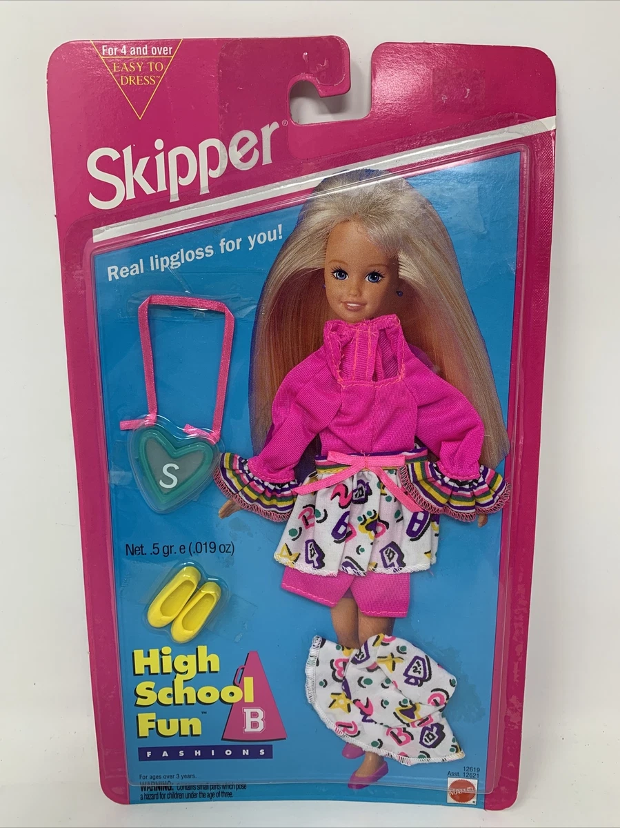 Barbie Doll Skipper High School Fun Fashion and Accessories 1994
