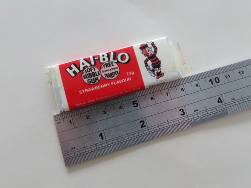 Goma de fresa Hai-Blo 1994 vintage con transferencia de frijol dulces completamente sellados caramelo - Imagen 4 de 5
