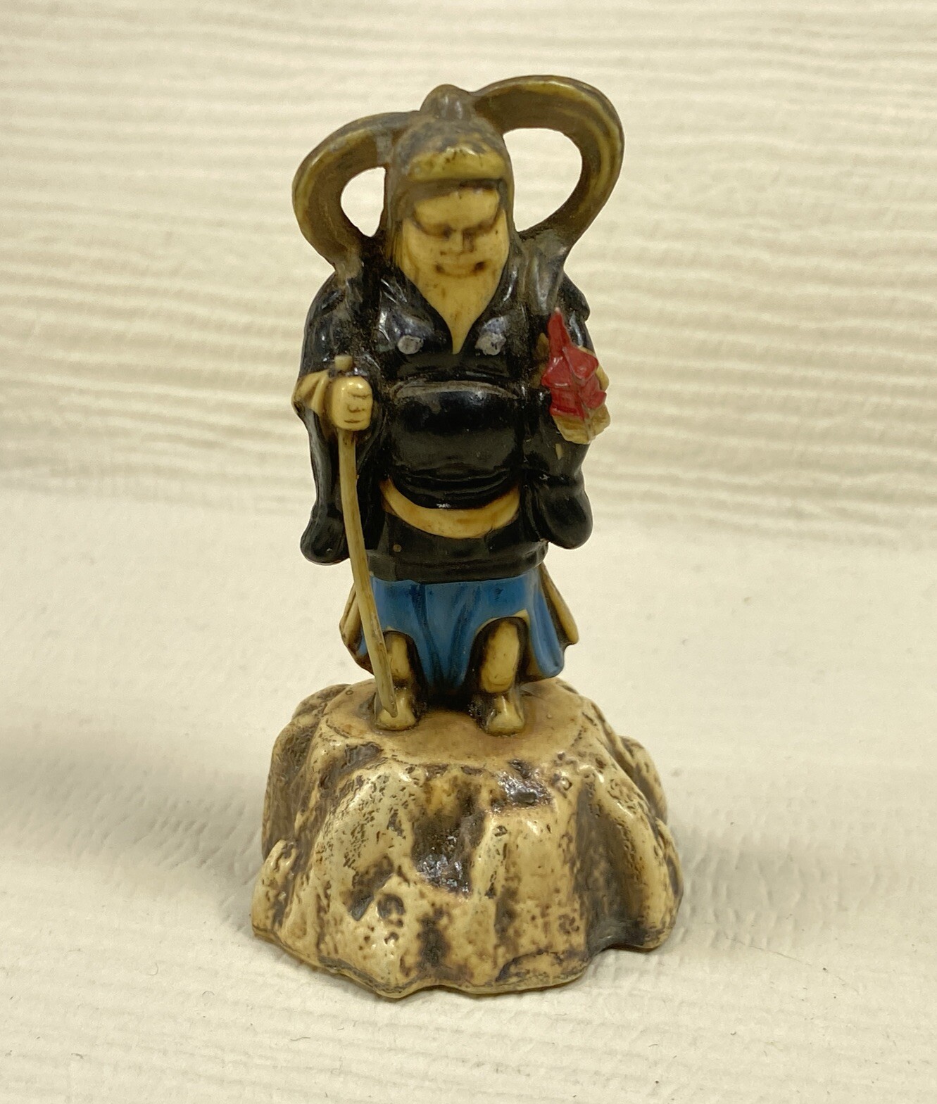 Picture 9 of 24