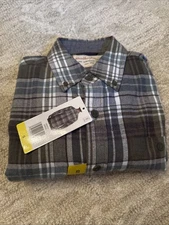 Weatherproof Vintage Men's NWT Flannel Shirt, Green, Size Small - 003